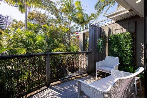 Pet Friendly Tropical Escape in Sunshine Beach