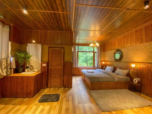 Whoopers Boutique Resort Jibhi in Banjar