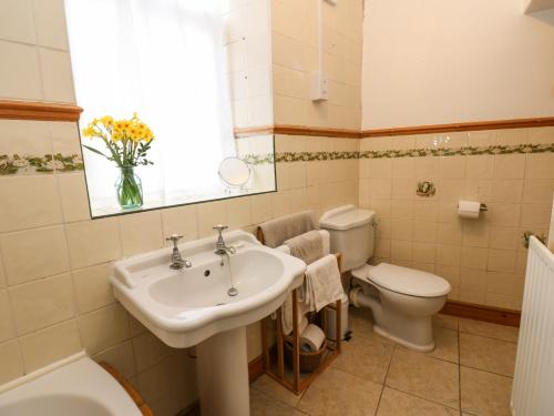 Wayside Cottage Consett - image 11
