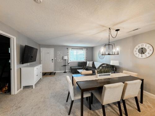 Perfect Family Escape - 3 Bed Condo with Pools Perfect Family Escape - 3 Bed Condo with Pools