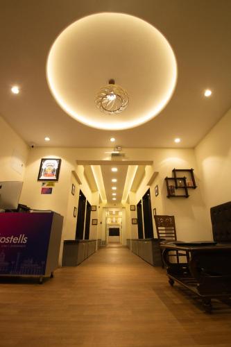 Hostells - Backpacker Hostel near Pune Station