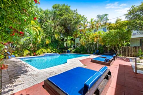 L'Etoile One-Bedroom Apartments by Royal Stays - image 6