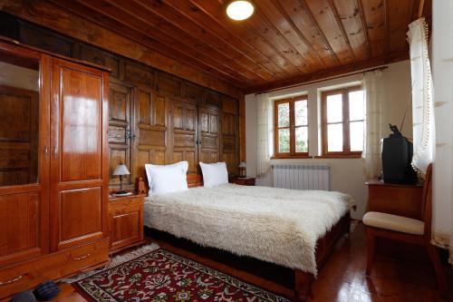Yovina House Zheravna - image 9