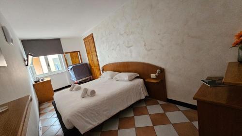 Hotel Montecodeno - image 2