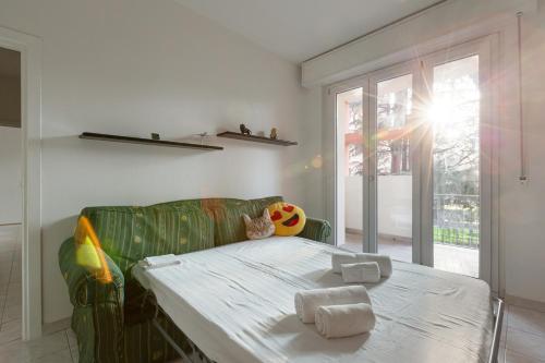 Corvetto M3 - Bright Apt. with balcony!, Milan (photo 2)