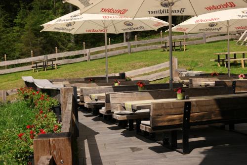 ห้องอาหาร, Ferienwohnung Werraquell Hütte (Ferienwohnung Werraquell Hutte) in มาสเซอร์แบร์ก