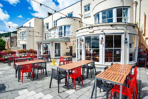 The Foley Arms Hotel Wetherspoon