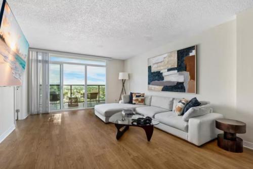 Ocean View Luxurious Retreat Full 3Bedroom Marina in Los Angeles, USA
