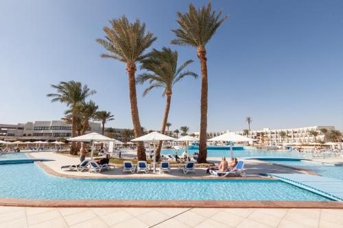Úszómedence, Pharaoh Azur Resort in Sahl Hasheesh