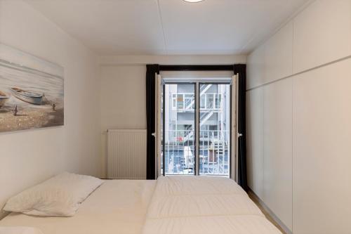 Apartment image 3