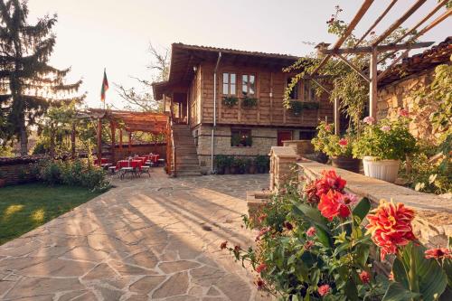 Yovina House Zheravna - image 2