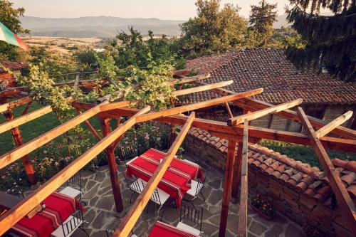 Yovina House Zheravna - image 14