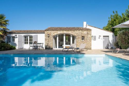 Sublime maison d'architecte pour famille nombreuse in Les Portes-en-Re
