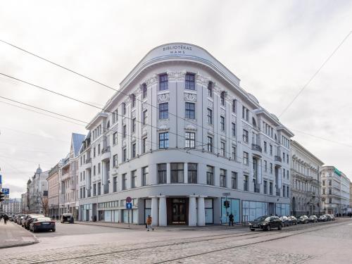 Quiet Former Library Studio by Innorental, Riga (foto 5)