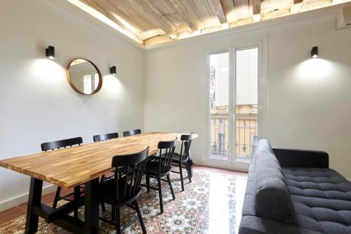 Comfortable apartment next to Apolo theater, Barcelona (fotografie 7)