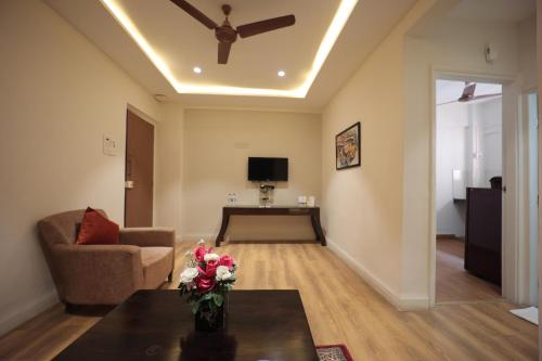 . The Byke Studio Pure Veg Apartment, Thane