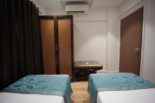 The Byke Studio Pure Veg Apartment, Thane