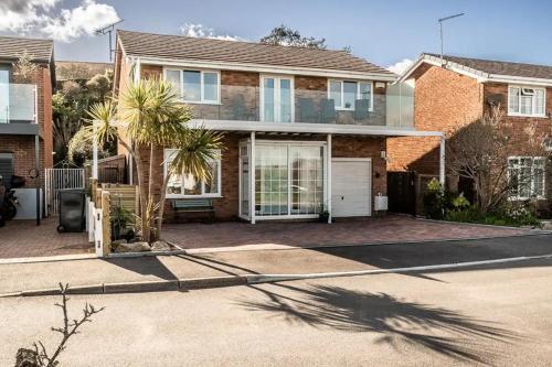 Pass the Keys Stunning waterside retreat with estuary views - Exeter