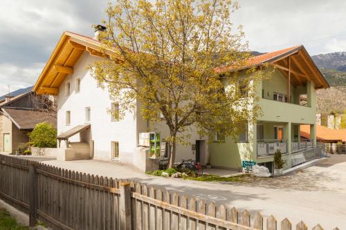 Ausserloretzhof Ferienwohnung "Fernerblick"