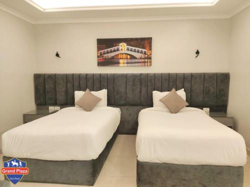 Grand Plaza Sheikh Zayed, Sheikh Zayed