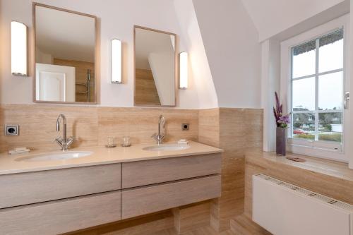 Benen-Diken-Hof Room Type - Standard Double Room