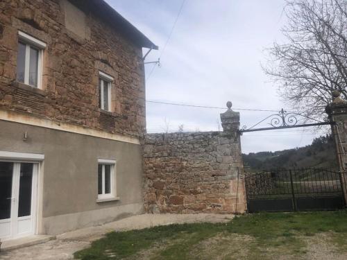 Gîte la chirouze maison gardien - Location saisonnière - Lamastre