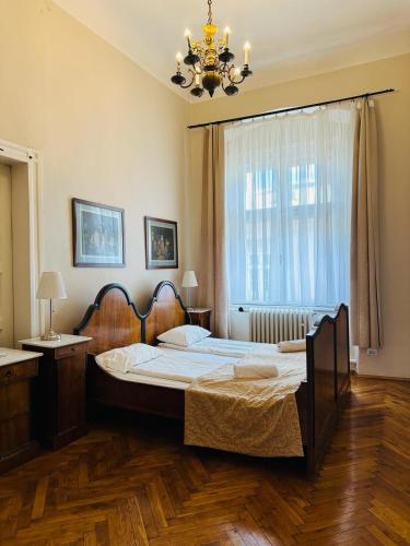 Main Market Square Apartments, Cracovie