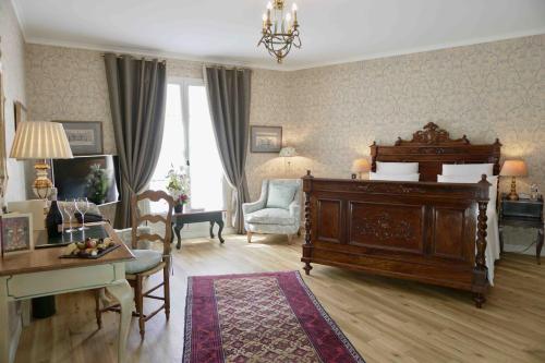 room detail thumbnail 1