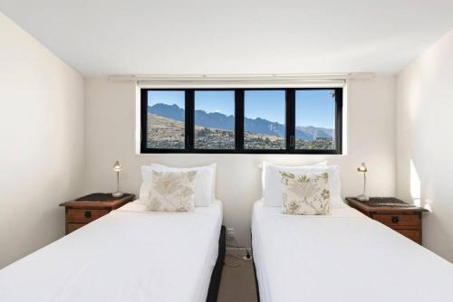 255 on the Lake Queenstown - image 5