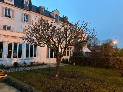 appartement lumineux in Montfort-l'Amaury