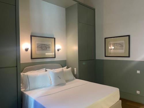 Grandiose Athens Apartment | 1 Bedroom Suite | Apartment Weisslogia | Athinaidos - image 6