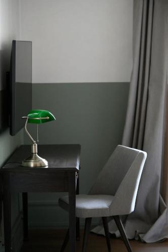 Grandiose Athens Apartment | 1 Bedroom Suite | Apartment Weisslogia | Athinaidos - image 3
