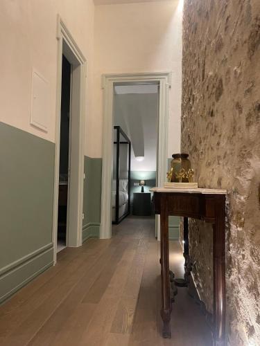 Charming Athens Apartment | 1 Bedroom Suite | Apartment Grandeeney | Athinaidos - image 10
