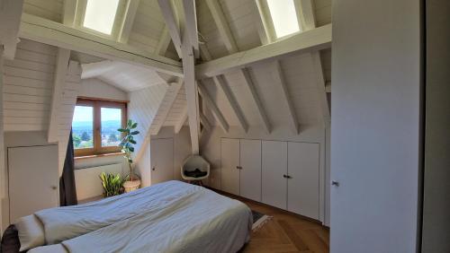 Attic Apartment 2 Bedrooms