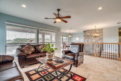 Lago Vista Vacation Rental - Walk to Lake Travis! in Lago Vista, USA