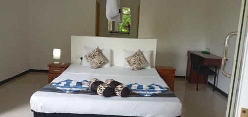 Deluxe Double Room image 1