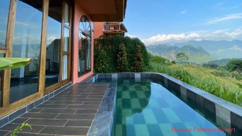 Suite with Private Pool image 9