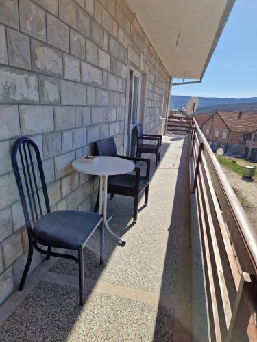 Балкон, Apartman Vujovic in Требін
