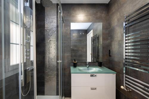 Superior Apartment image 8