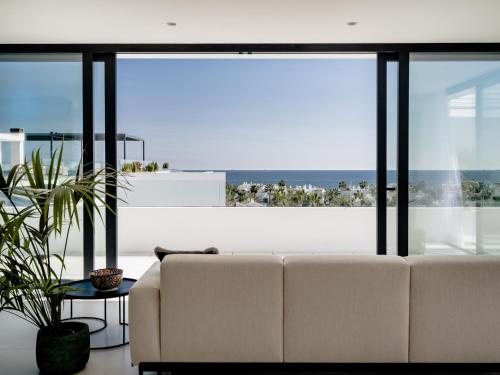 THE FLAG HOTEL Marbella, Estepona Adult Recommended