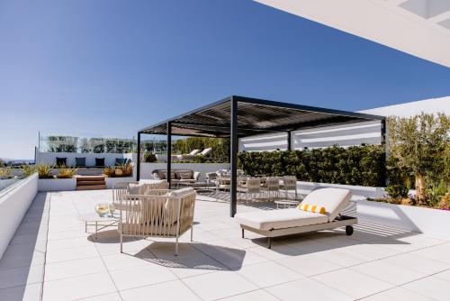 THE FLAG HOTEL Marbella, Estepona Adult Recommended