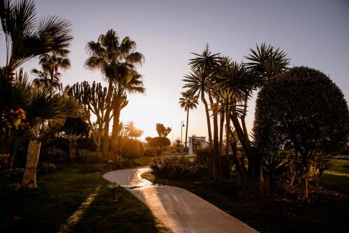 THE FLAG HOTEL Marbella, Estepona Adult Recommended