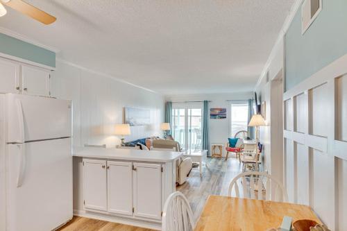 Chic Condo with Balcony and Pool - Walk to Beach! - image 12