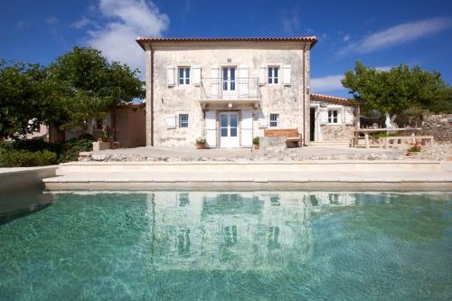 VILLA ARIA 1878 gîte à louer Kothreas