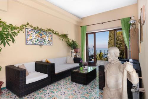 Hotel Desiree - image 11