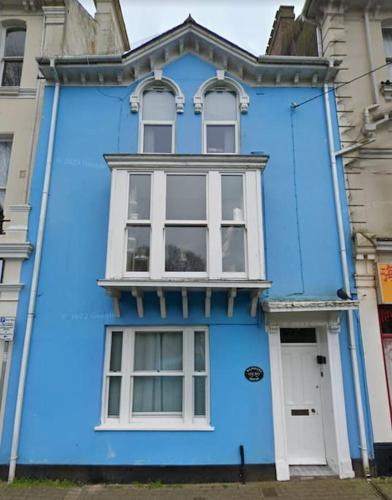 Lawn View Apartment, Dawlish