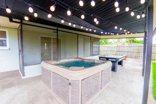 Delray Family House With Hot Tub