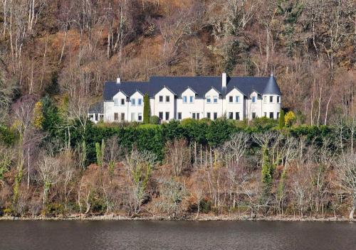 Loch Ness Lodge