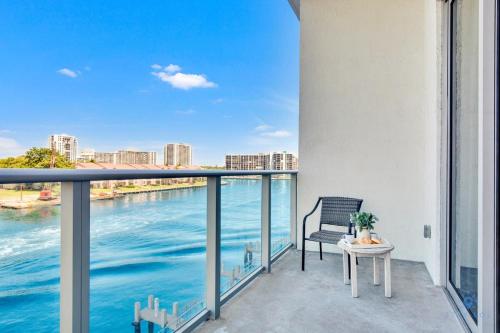 5 * AMENITIES Luxury 3 BR - PANORAMIC VIEWS - main image