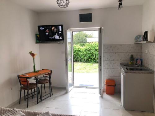 Apartments Samardzic - image 10